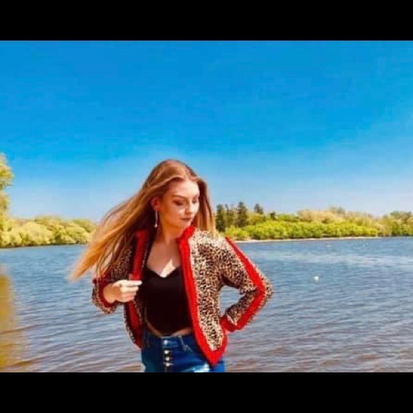 Leopard print, spring/summer jacket. - Picture 2 of 2